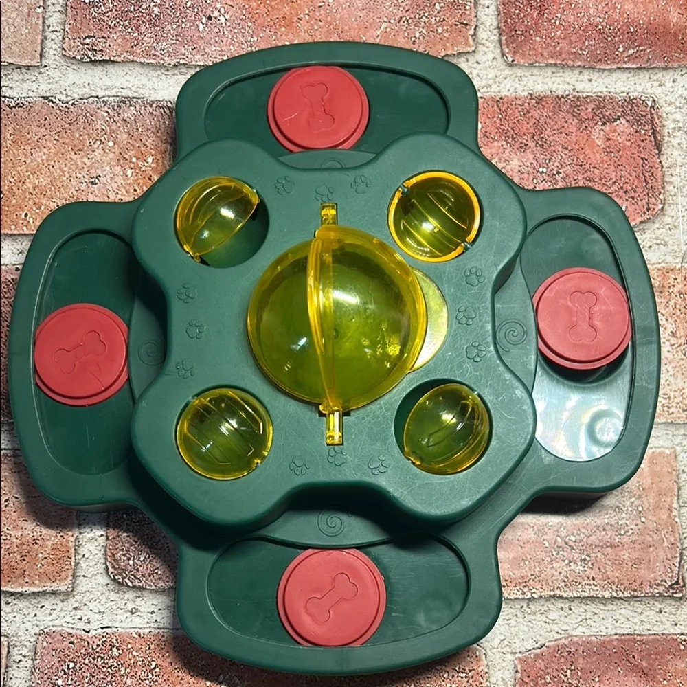 Interactive Dog Puzzle Treat Toy